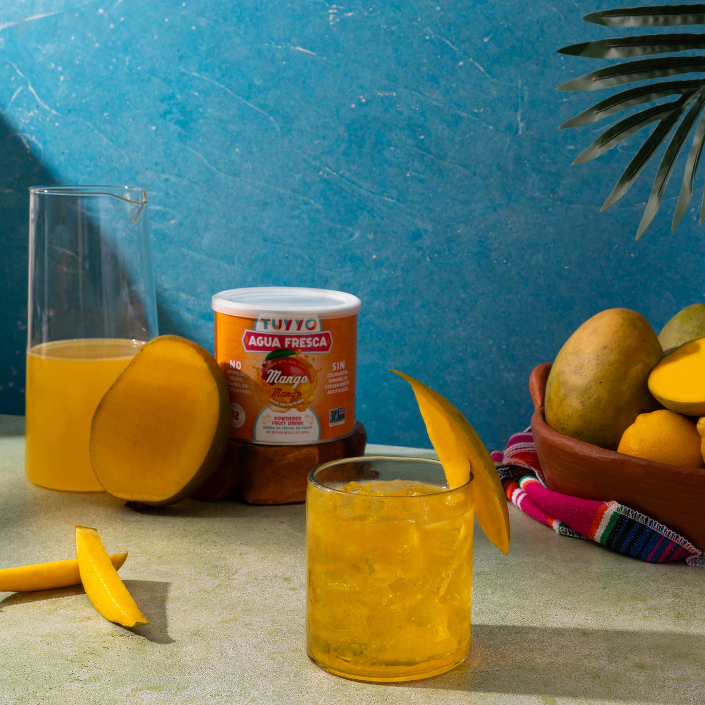Shaker Bottle + Mango Agua Fresca Mix Bundle